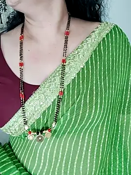 Snapshot of Indian_desi_wife chatting on April 2026 03:49:01 PM Indian desi wife online show from April 2026 03:49:01 PM