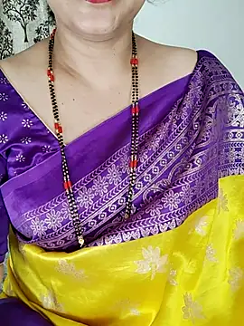 Snapshot of Indian_desi_wife chatting on April 2026 01:33:01 AM Indian desi wife online show from April 2026 01:33:01 AM