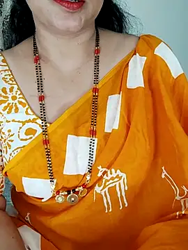 Snapshot of Indian_desi_wife chatting on April 2026 02:04:01 AM Indian desi wife online show from April 2026 02:04:01 AM