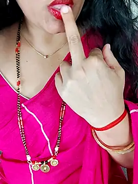 Snapshot of Indian_desi_wife chatting on May 2026 02:20:02 AM Indian desi wife online show from May 2026 02:20:02 AM