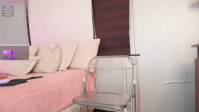 Alexxandra 12 online show from October 2025 08:48:02 AM