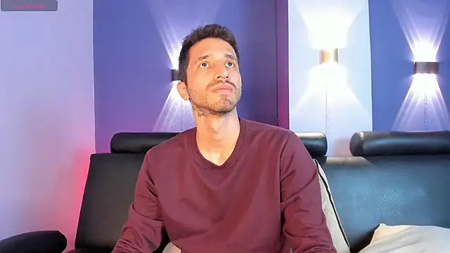 Snapshot of sam_bisex chatting on April 2026 03:07:02 AM sam bisex online show from April 2026 03:07:02 AM