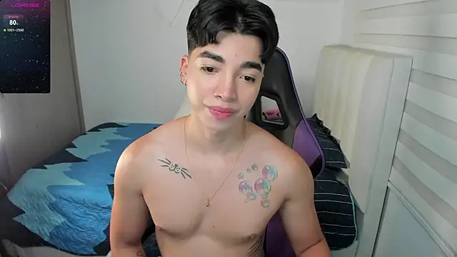 santy7v7 online show from September 2025 01:24:01 PM