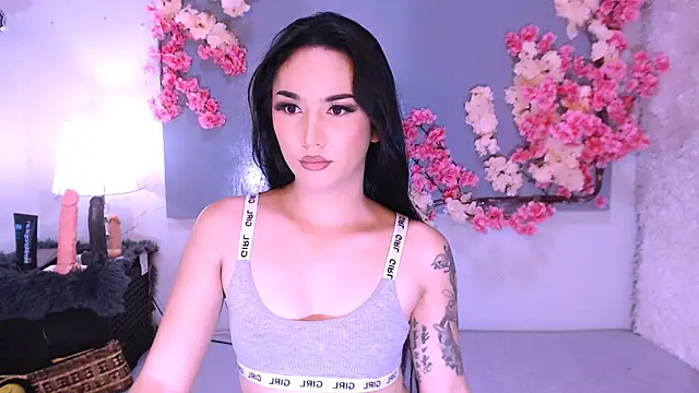 Snapshot of Oriental_Tiara chatting on September 2025 01:27:01 PM Oriental Tiara online show from September 2025 01:27:01 PM