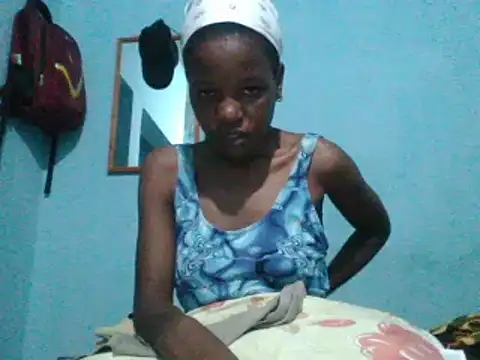 Snapshot of sweetchic_ chatting on March 2025 11:20:02 PM sweetchic online show from March 2025 11:20:02 PM