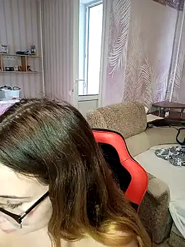 Snapshot of DienkaGreen chatting on December 2024 07:16:01 AM DienkaGreen online show from December 2024 07:16:01 AM