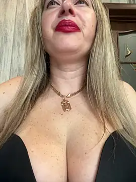 Kittenforyou online show from June 2026 08:31:02 AM
