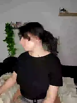 Moxxxie online show from February 2025 06:25:02 AM