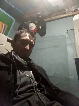 Wero4200 online show from November 2025 07:45:01 AM