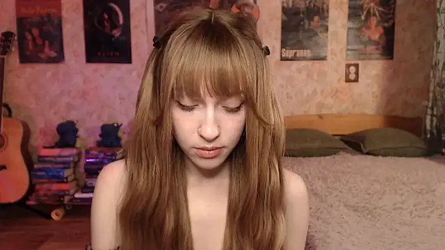 Friendly Ellie online show from March 2026 11:10:01 PM