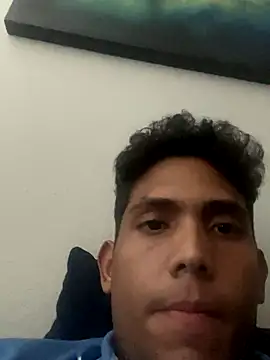 Snapshot of Hulcke chatting on October 2025 10:04:01 PM Hulcke online show from October 2025 10:04:01 PM