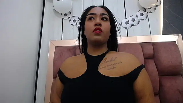Snapshot of arianna_pearl chatting on June 2026 03:33:01 AM arianna pearl online show from June 2026 03:33:01 AM