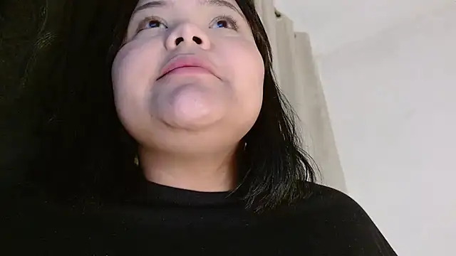 sexychubby    online show from January 2025 01:02:01 AM