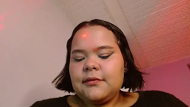 Snapshot of sexychubby___ chatting on January 2026 06:57:01 PM sexychubby online show from January 2026 06:57:01 PM