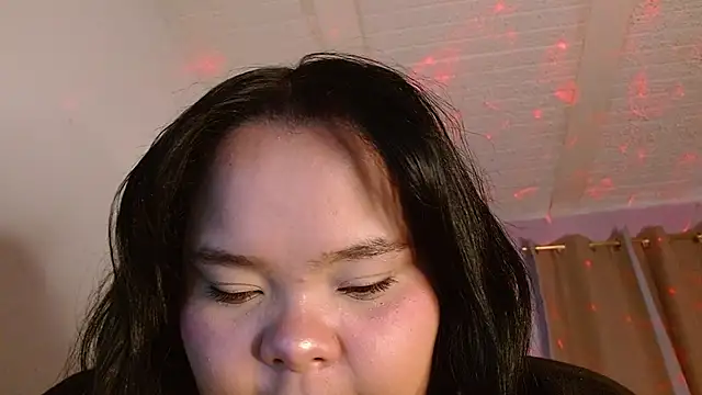 Snapshot of sexychubby___ chatting on February 2026 06:59:02 PM sexychubby online show from February 2026 06:59:02 PM