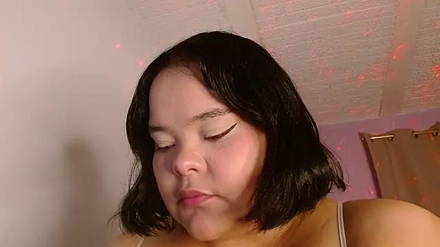 Snapshot of sexychubby___ chatting on February 2026 09:49:02 PM sexychubby online show from February 2026 09:49:02 PM