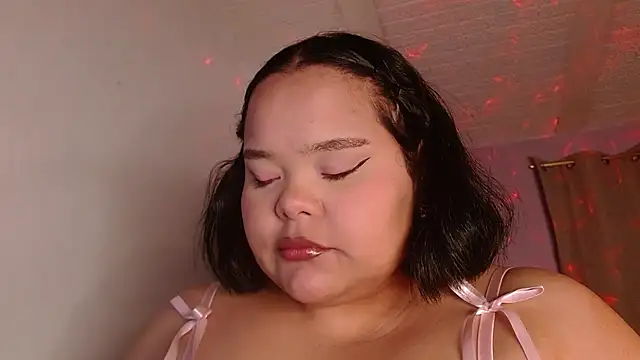 Snapshot of sexychubby___ chatting on March 2026 11:24:01 PM sexychubby online show from March 2026 11:24:01 PM