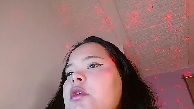 Snapshot of sexychubby___ chatting on March 2026 06:52:01 PM sexychubby online show from March 2026 06:52:01 PM