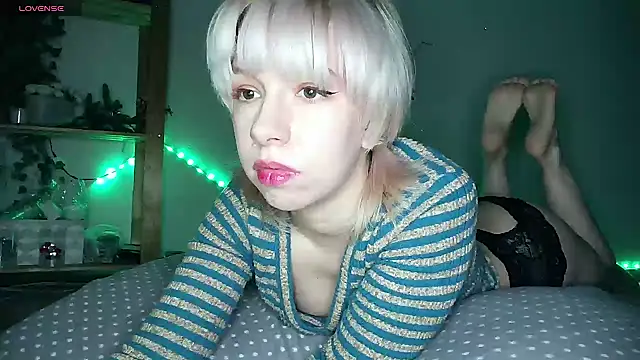 Snapshot of cruellagoth666 chatting on January 2025 03:14:02 PM cruellagoth666 online show from January 2025 03:14:02 PM