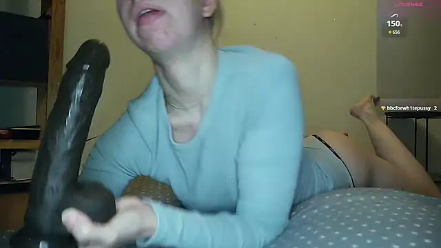 Snapshot of cruellagoth666 chatting on February 2026 06:05:01 PM cruellagoth666 online show from February 2026 06:05:01 PM