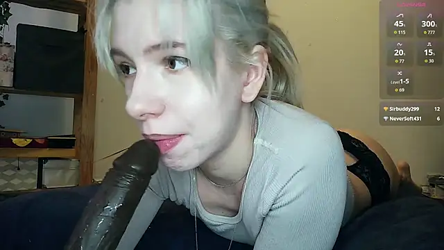 Snapshot of cruellagoth666 chatting on April 2026 02:29:01 PM cruellagoth666 online show from April 2026 02:29:01 PM