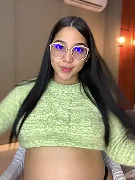 Amandanauty online show from December 2024 09:09:02 PM