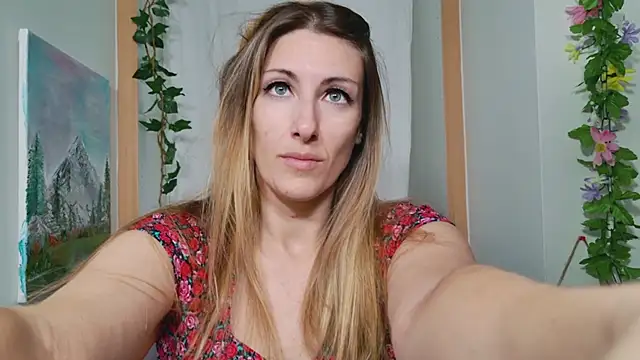 victorialotus online show from February 2025 07:05:01 AM