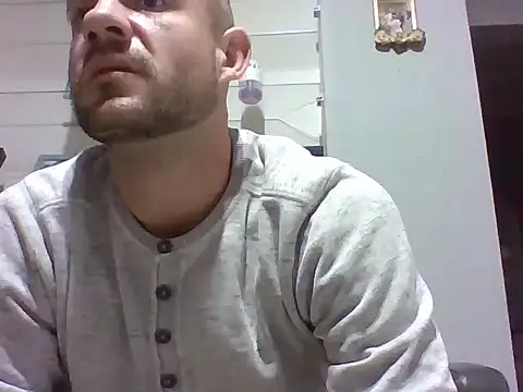 Snapshot of aroj95 chatting on November 2025 03:01:01 PM aroj95 online show from November 2025 03:01:01 PM