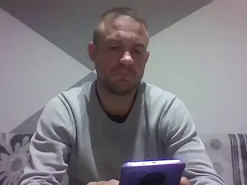 Snapshot of aroj95 chatting on April 2026 07:11:01 PM aroj95 online show from April 2026 07:11:01 PM