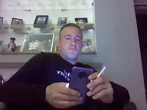 Snapshot of aroj95 chatting on May 2026 01:32:02 AM aroj95 online show from May 2026 01:32:02 AM