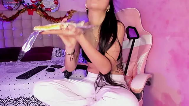 Snapshot of IvySanders1 chatting on December 2024 03:59:02 AM IvySanders1 online show from December 2024 03:59:02 AM