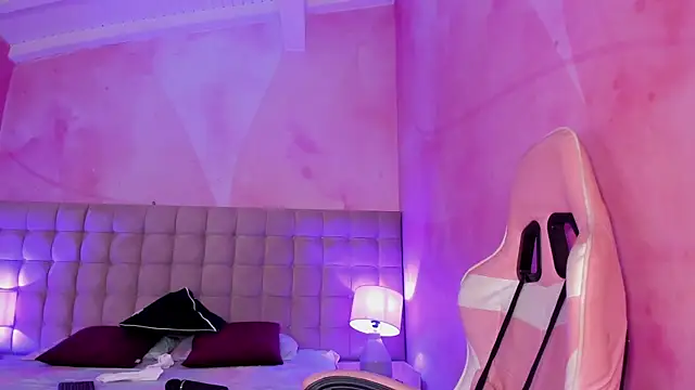 Snapshot of IvySanders1 chatting on January 2025 06:20:01 AM IvySanders1 online show from January 2025 06:20:01 AM