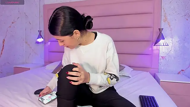 Snapshot of IvySanders1 chatting on March 2025 03:22:02 AM IvySanders1 online show from March 2025 03:22:02 AM