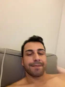 Snapshot of Emre-34 chatting on November 2025 05:57:01 PM Emre-34 online show from November 2025 05:57:01 PM