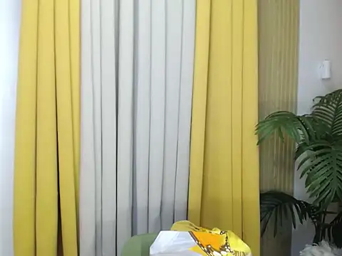 Snapshot of HeavenlyStar chatting on April 2026 11:54:01 PM HeavenlyStar online show from April 2026 11:54:01 PM