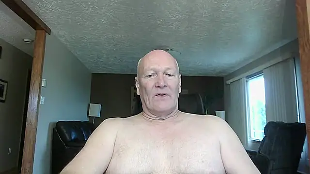 Snapshot of BasicAnt chatting on November 2025 03:34:02 PM BasicAnt online show from November 2025 03:34:02 PM