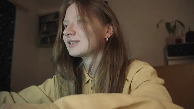 Snapshot of mollytuck chatting on January 2025 04:16:02 PM mollytuck online show from January 2025 04:16:02 PM