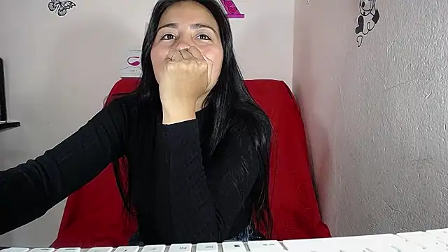 Snapshot of hanna_girl21 chatting on March 2025 07:49:02 PM hanna girl21 online show from March 2025 07:49:02 PM