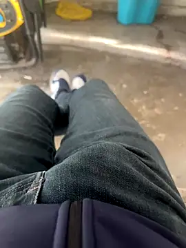 MAHKE12 online show from October 2025 12:15:01 PM