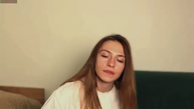 Snapshot of LovelyKatea chatting on April 2026 01:45:02 PM LovelyKatea online show from April 2026 01:45:02 PM