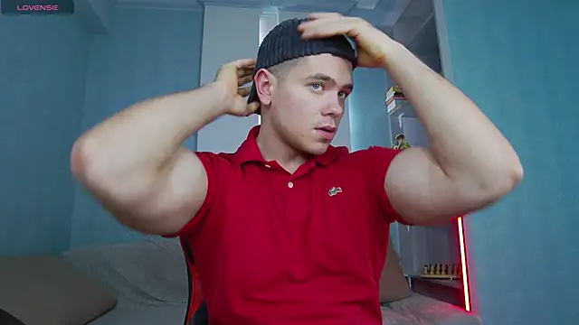 Arilas  online show from February 2025 10:28:01 AM