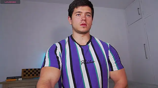 Snapshot of Arilas_ chatting on March 2026 08:19:01 AM Arilas online show from March 2026 08:19:01 AM