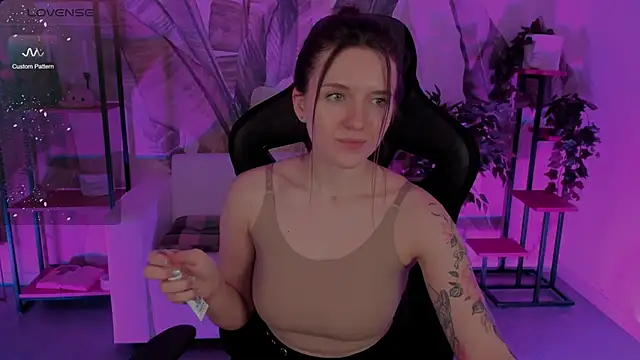 JennyDens online show from January 2025 06:25:01 AM