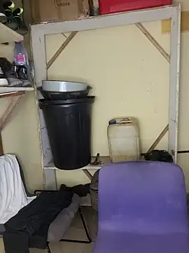 vannycov online show from April 2026 11:14:01 PM