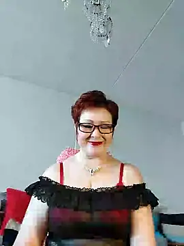 Snapshot of Fire_Night chatting on December 2024 08:20:01 AM Fire Night online show from December 2024 08:20:01 AM