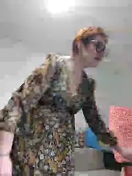 Snapshot of Fire_Night chatting on February 2025 01:51:02 PM Fire Night online show from February 2025 01:51:02 PM