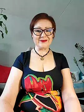 Snapshot of Fire_Night chatting on November 2025 08:24:01 AM Fire Night online show from November 2025 08:24:01 AM