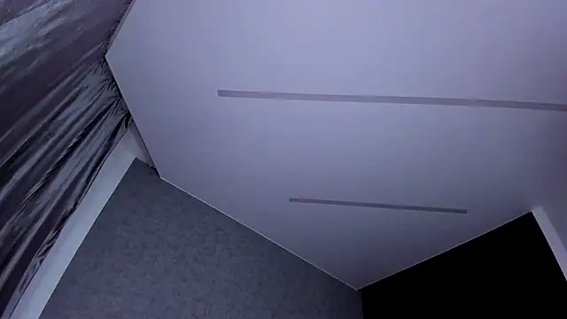 Snapshot of _CurlySue_ chatting on November 2025 04:17:02 PM CurlySue online show from November 2025 04:17:02 PM