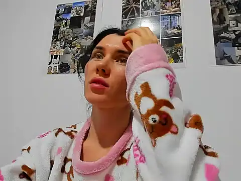 Snapshot of Cameron_diazz chatting on February 2026 08:57:02 PM Cameron diazz online show from February 2026 08:57:02 PM