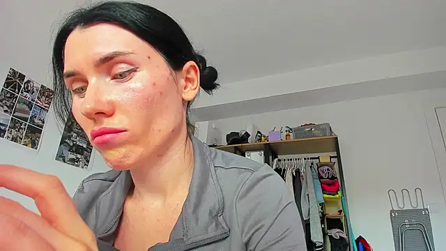 Snapshot of Cameron_diazz chatting on February 2026 03:17:02 PM Cameron diazz online show from February 2026 03:17:02 PM